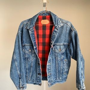 VTG Levi’s denim buffalo check red black jacket